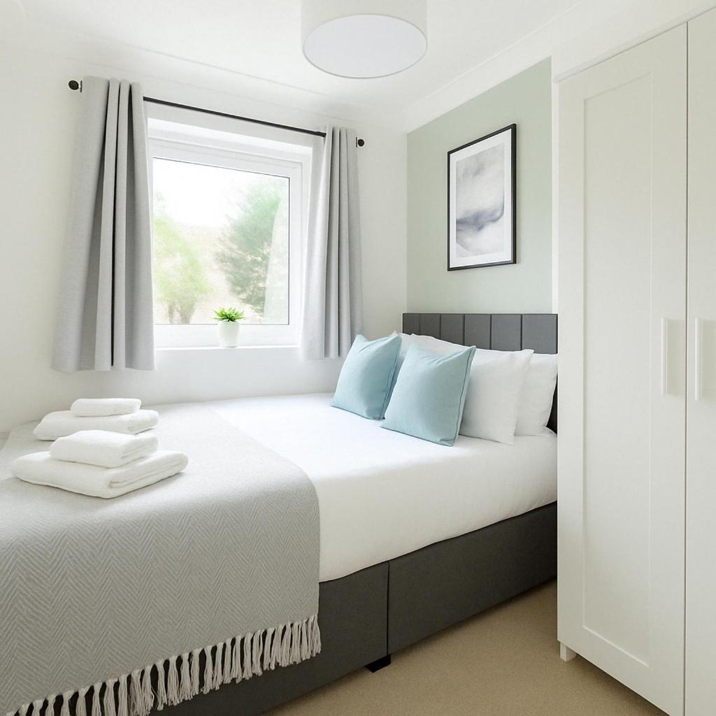 Apartment 2 Bed Flat In Bridge